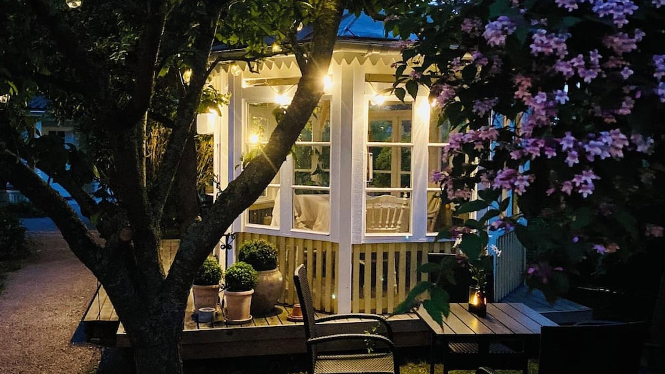 Villa Sol B&B and Hostel