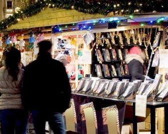 Pal's Hostel And Apartments - Budapest - Kauppa