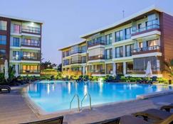 Accra Fine Suites - The Pearl In City - Accra - Pool