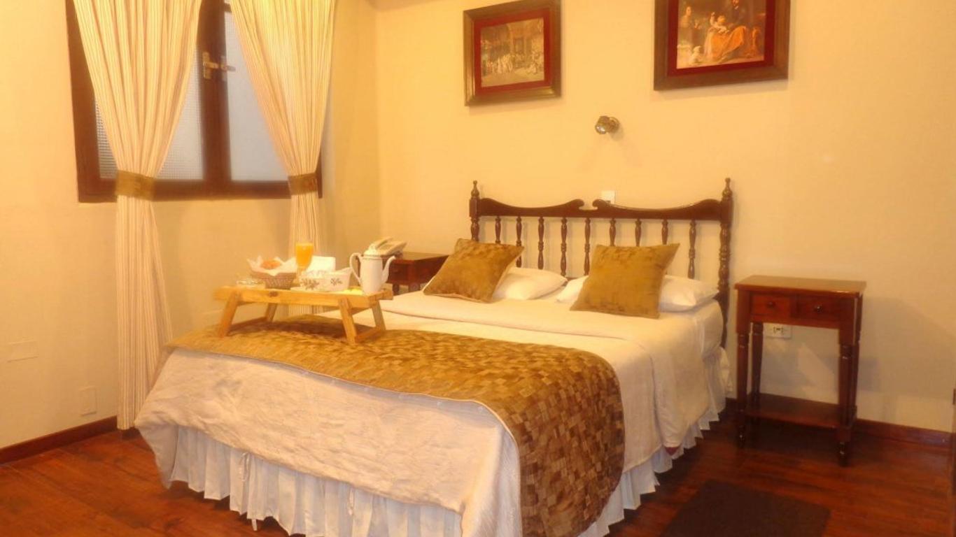 Hostal Colonial