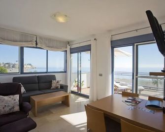 Apartamentos Varadero On The Beach - Cala del Moral