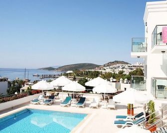 Gun-Ay Hotel - Bodrum - Pool