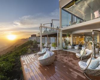 Views Boutique Hotel & Spa - Wilderness - Patio