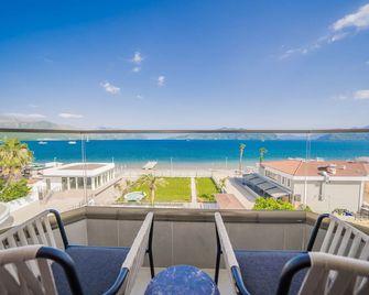 Premier Nergis Beach & Spa - مارماريس - شرفة