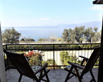 Villetta Griselle - Torri Del Benaco - Balcony