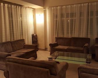 Golden Gate Hotel - Kumasi - Sala de estar