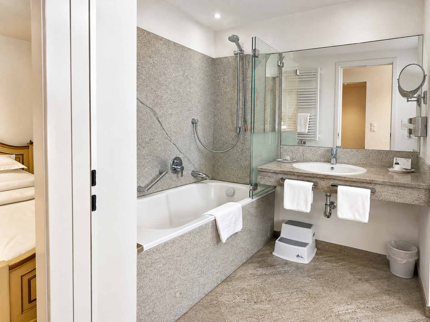 Hotel Tilman Riemenschneider by Ans - רוטנבורג אוב דר טאובר - חדר שינה