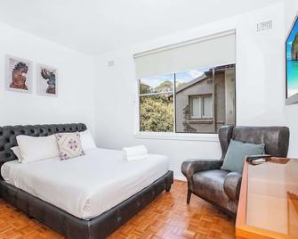 Bondi Getaway - Parking and Walk to the Beach - Sydney - Camera da letto