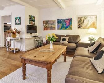 Holiday Home Ajna - 9-8km from the sea by Interhome - Tønder - Living room