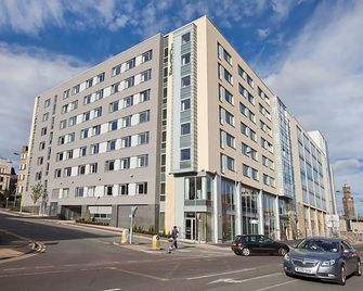 Leonardo Hotel Bradford - Bradford - Budova