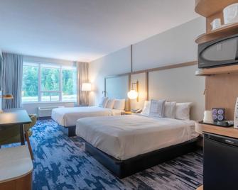 Fairfield Inn & Suites by Marriott Revelstoke - Revelstoke - Bedroom