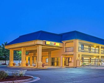 Super 8 by Wyndham Norcross/I-85 Atlanta - Norcross - Edificio