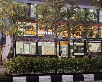 City Hotel Balikpapan - Balikpapan - Building