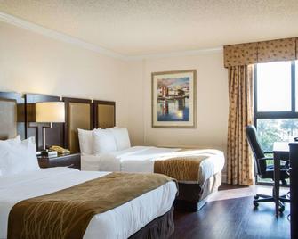 Comfort Inn Oceanside Deerfield Beach - Deerfield Beach - Bedroom