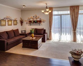 Hotel Regal - סינאיה - סלון