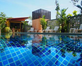 At Bangsak Resort - Takua Pa - Pool