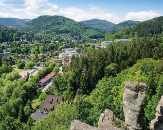 Nashira Kurpark Hotel - Bad Herrenalb - Outdoors view