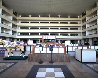 Atrium Hotel And Suites Dfw Airport - אירווינג - לובי