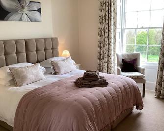 The Old Vicarage at Oakridge - Stroud - Schlafzimmer