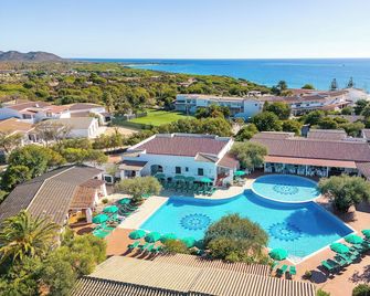 Alba Dorata Resort - Cala Liberotto - Pool