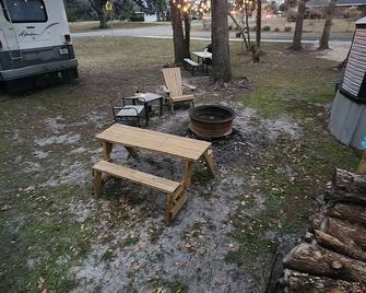 The Sea Shed - Perry - Patio