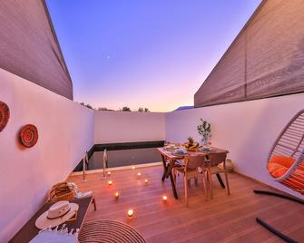 Antalya Kas Secured Villa Near City Center - Kaş - Balcony