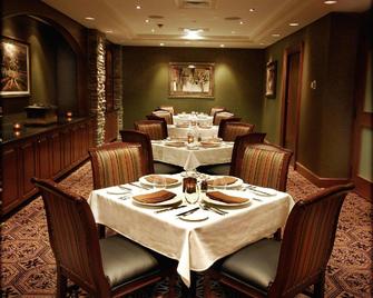 Clinton Inn Hotel & Event Center - Tenafly - Ресторан