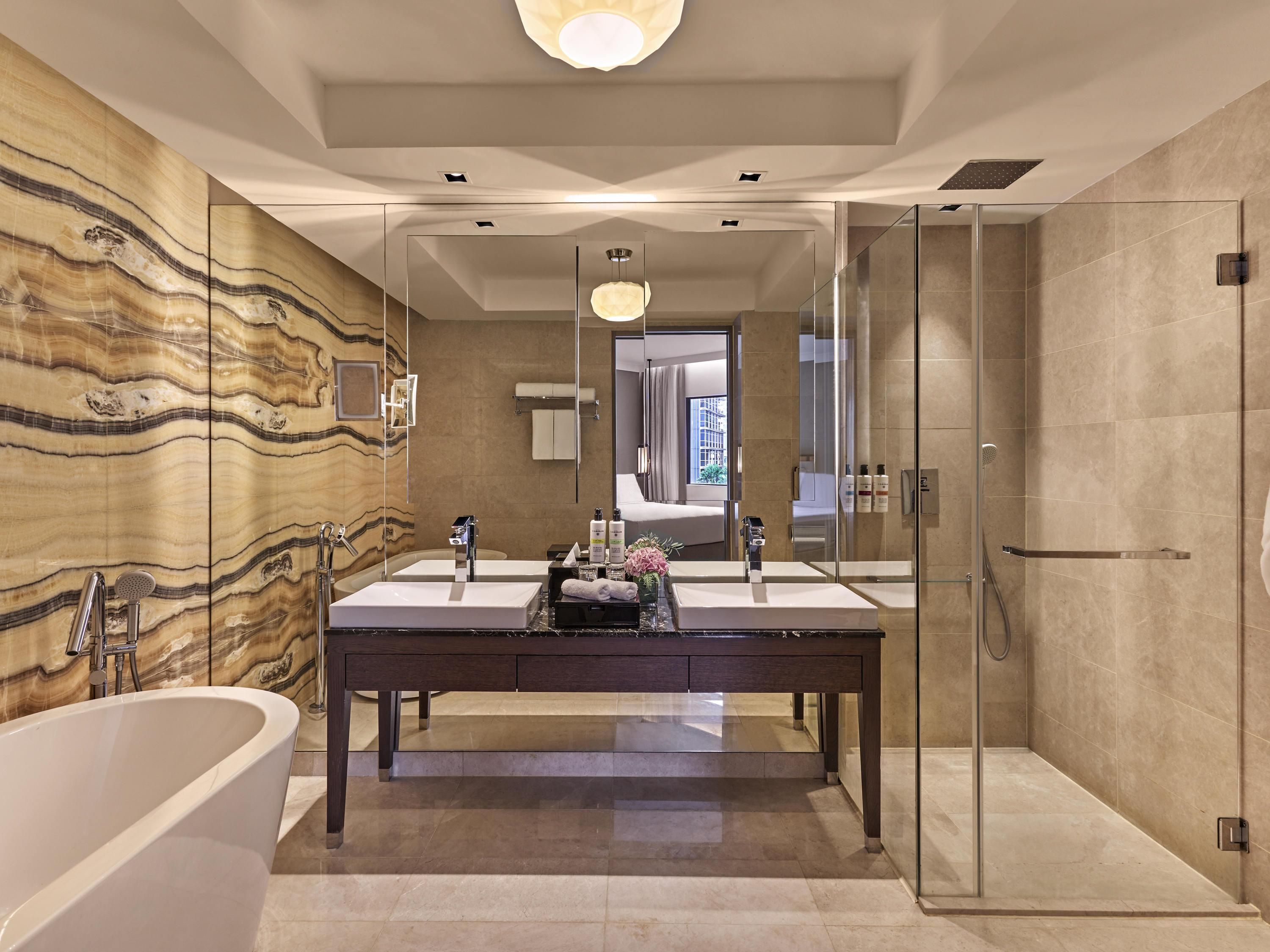 Pullman Singapore Orchard thumbnail 3