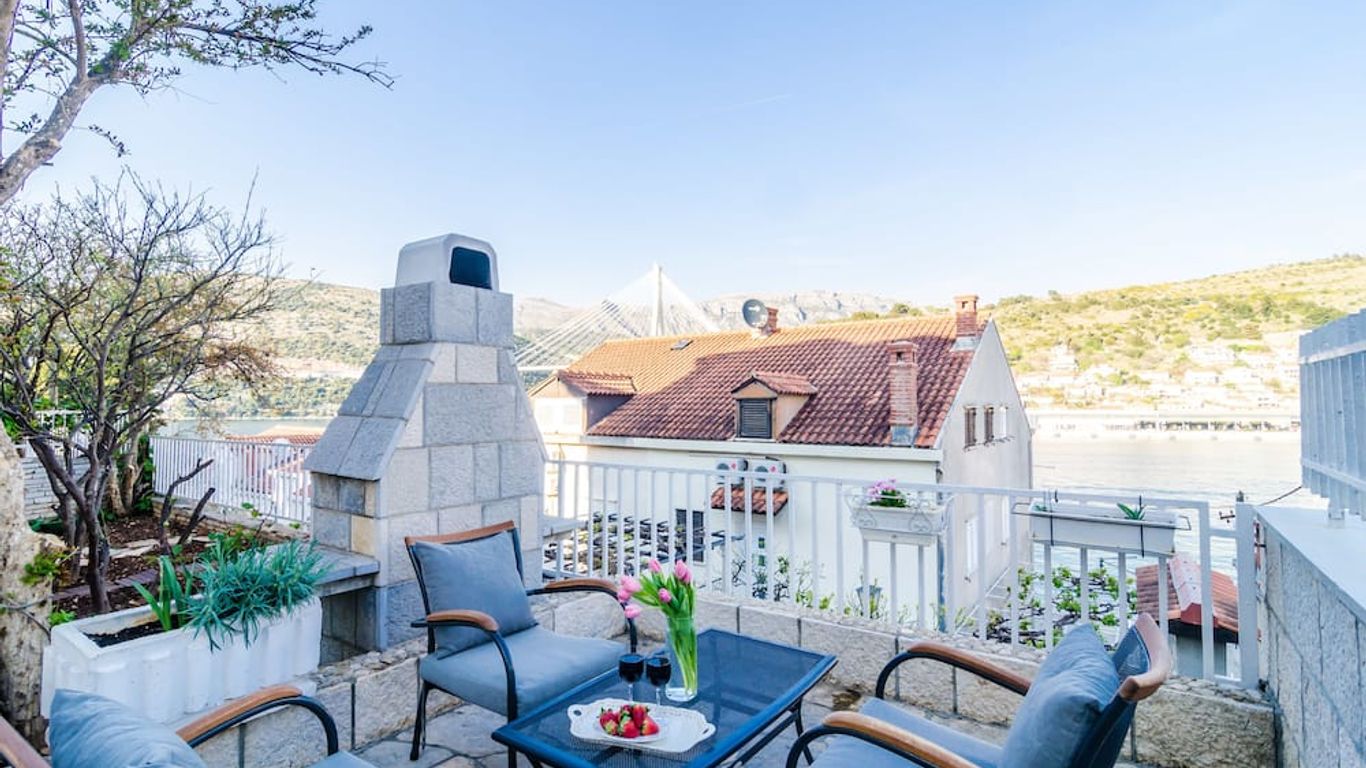 جيست هاوس كوك