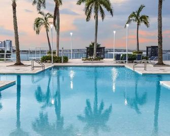 Harbor View Elite-Luxury Apartment-Amazing Views - Fort Myers - Pool
