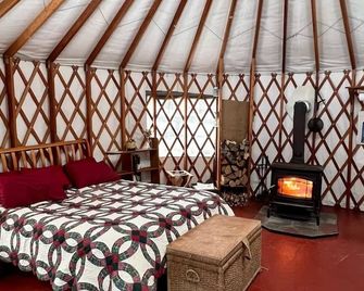 Yurt in Middlebury, Vermont - Middlebury