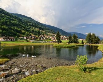 Armon Greenblu Hotel & Wellness - Folgarida - Вигляд зовні