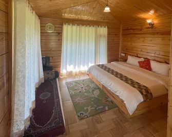 Romany Trip Holiday & Resort - Manali - Bedroom