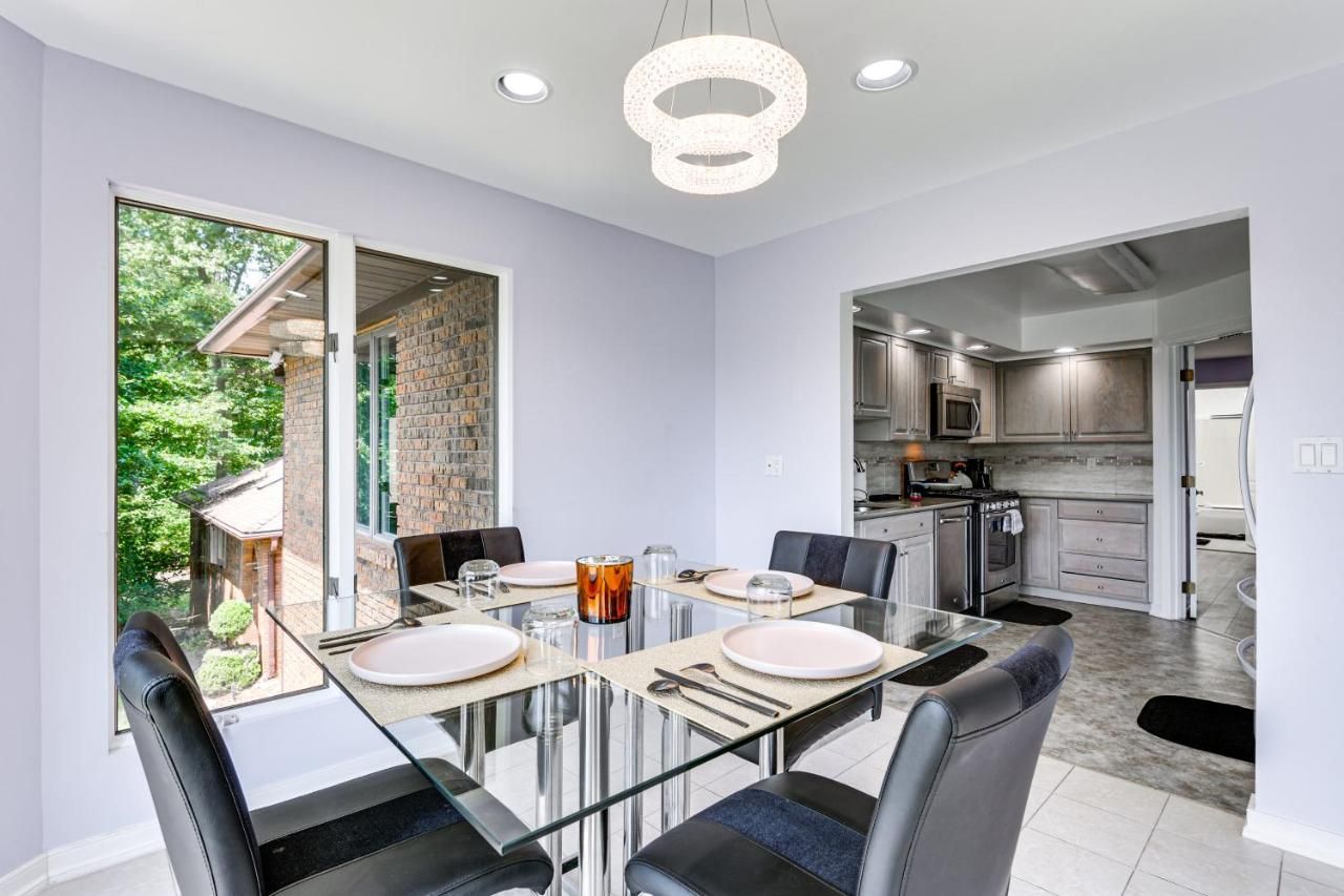 Dining room view of Bright Guest House about 15 Mi to Downtown Baltimore!