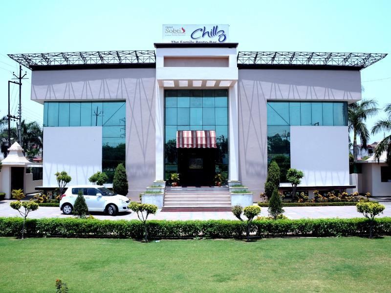 Sobti Continental Bareilly Hotel - Bareilly - Building