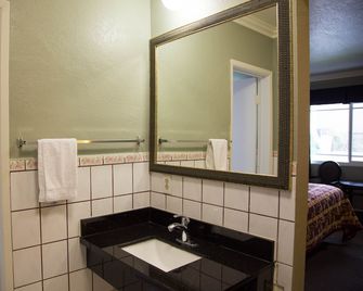 Sahara Motel - Anaheim - Baño