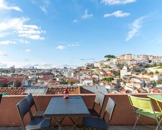 This Is Lisbon Hostel - Lissabon - Balkon