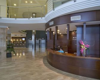 Hotel Bahía Calpe by Pierre & Vacances - Calp - Lobby