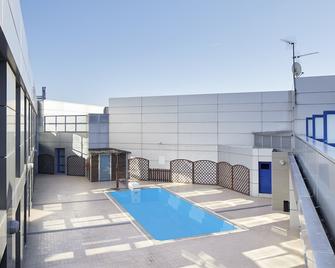 Hotel Logroño Avda de Madrid 25 - Logroño - Bể bơi