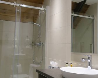 Chalet familial du Plateau - בופרה - חדר רחצה