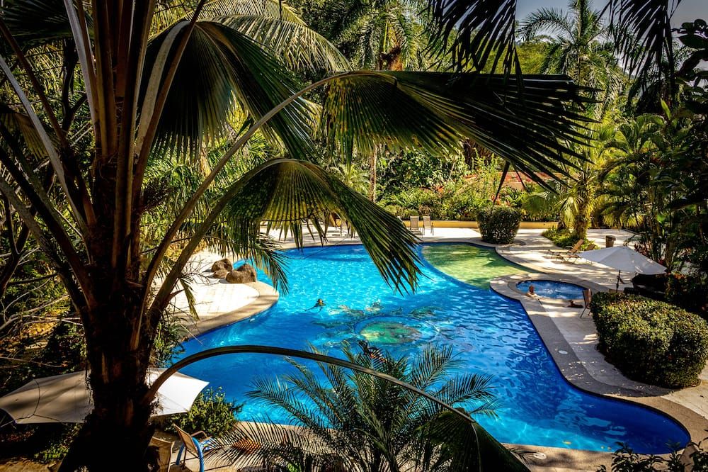 جاكو هوتل دوسيلوناس