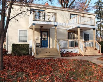 Cozy Brookside Home in the Heart of Kansas City! - Kansas City - Edificio