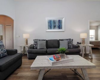 Foxy's Delight - Davenport - Sala de estar