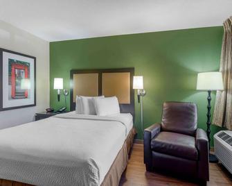 Extended Stay America Select Suites - Atlanta - Perimeter - Hammond Drive - Sandy Springs - Bedroom