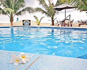 Treasure Island Resort - Olongapo - Pool