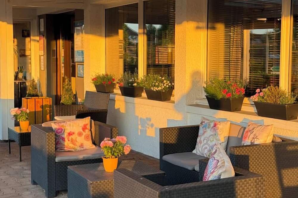 بريت هوتل بيسانكون لورلوج