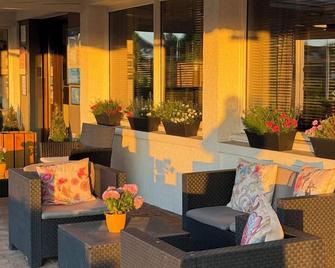 Kyriad Besancon - Palente - בזאנסו - פטיו