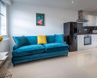 Smart Apartments - The Peartree - Southampton - Pokój dzienny