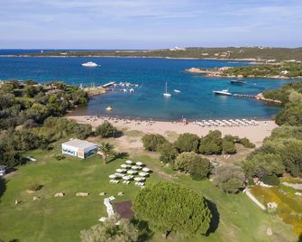 Sea view apartment in Portocervo, direct beach access - Arzachena - Edifício
