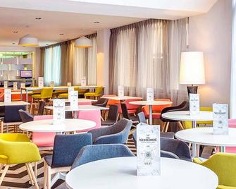 ibis Styles London Heathrow Airport - Hayes - Restoran
